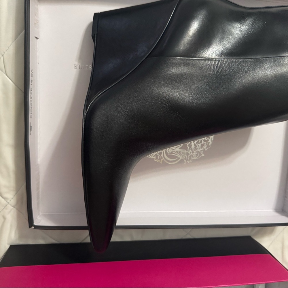 Vince Camuto Glossy Black Heeled Boots